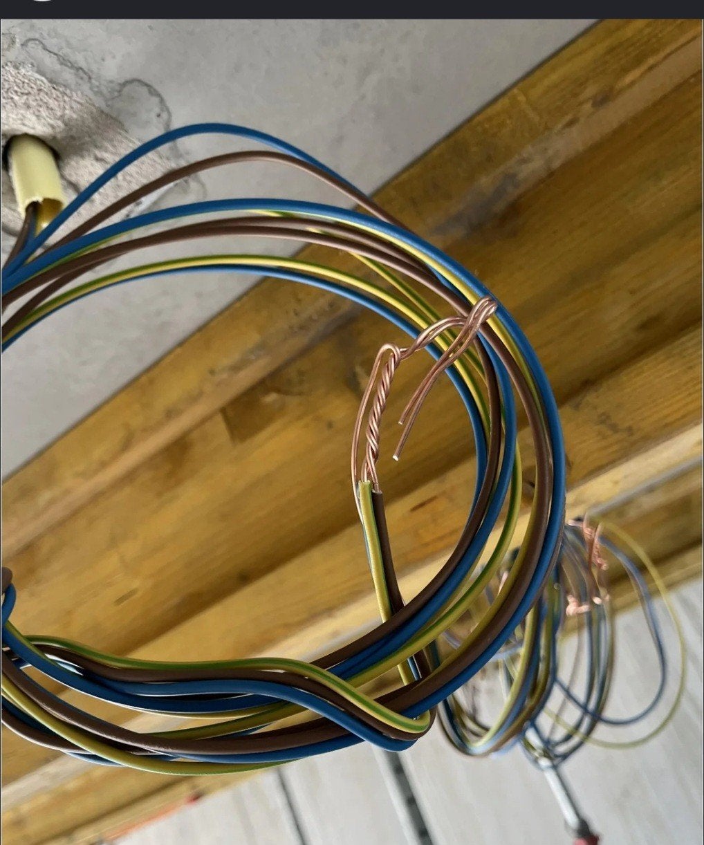 Gezocht: Oude kabels en VD-draad, Doe-het-zelf en Verbouw, Ophalen of Verzenden, Gebruikt, Kabel of Snoer