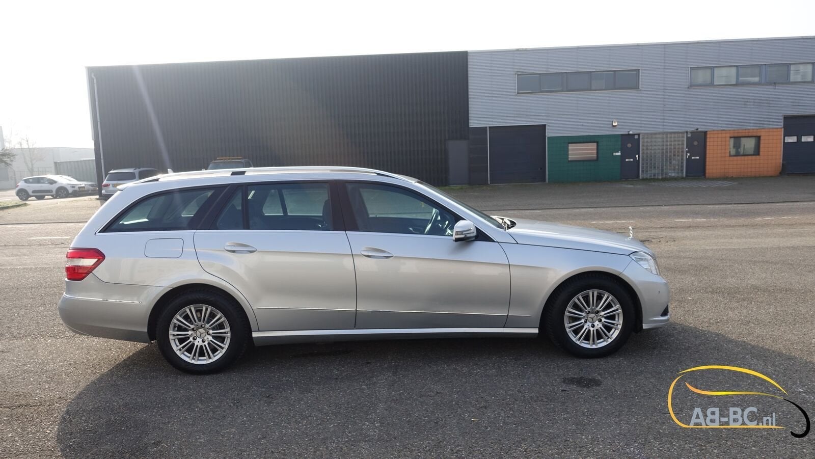 Mercedes-Benz E 220, Auto's, Mercedes-Benz, Automaat, Diesel, Zilver of Grijs, 168 pk