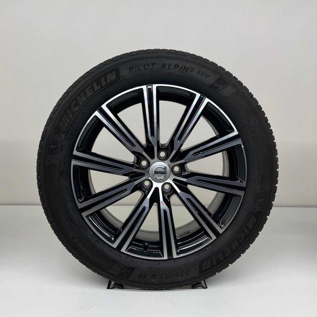 Volvo XC60 - 19 inch - winterbanden, Auto-onderdelen, Banden en Velgen, Banden en Velgen, Winterbanden, 19 inch, 235 mm, Personenwagen