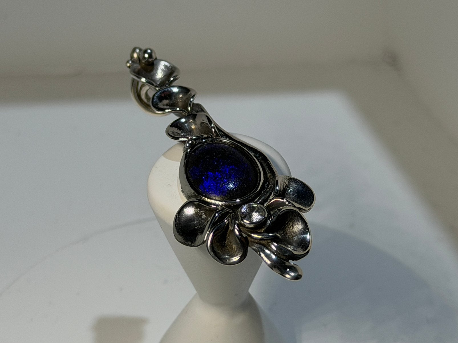 Grote zilveren hanger met australische matrix opaal, Ophalen of Verzenden, Zo goed als nieuw, Zilver, Zilver