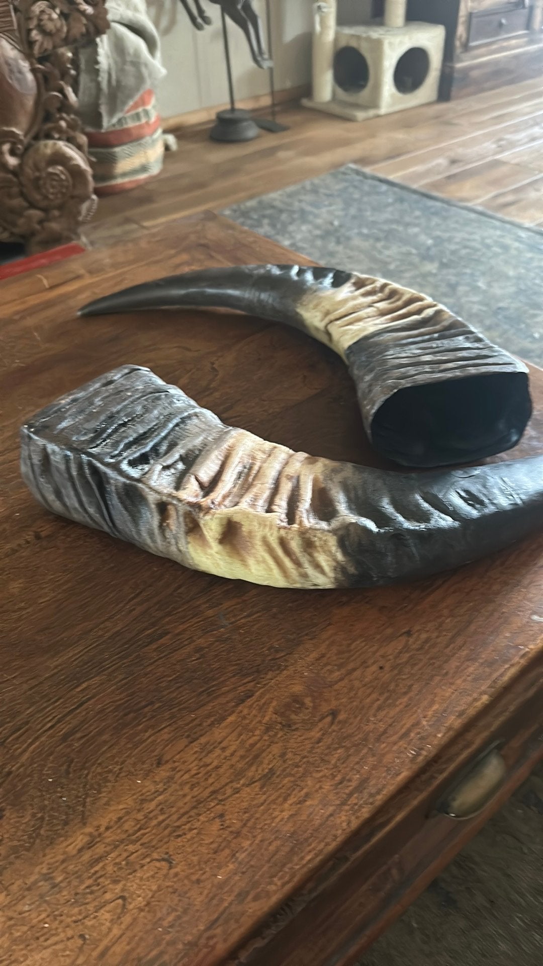 Hoorns groot 2x, Huis en Inrichting, Ophalen of Verzenden, Zo goed als nieuw, Rond, Hout