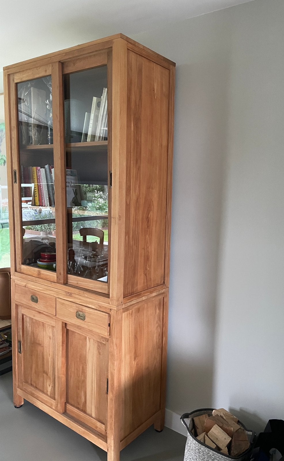 Teak hoten vitrine buffetkast, Huis en Inrichting, Ophalen of Verzenden, Zo goed als nieuw, 25 tot 50 cm, 200 cm of meer