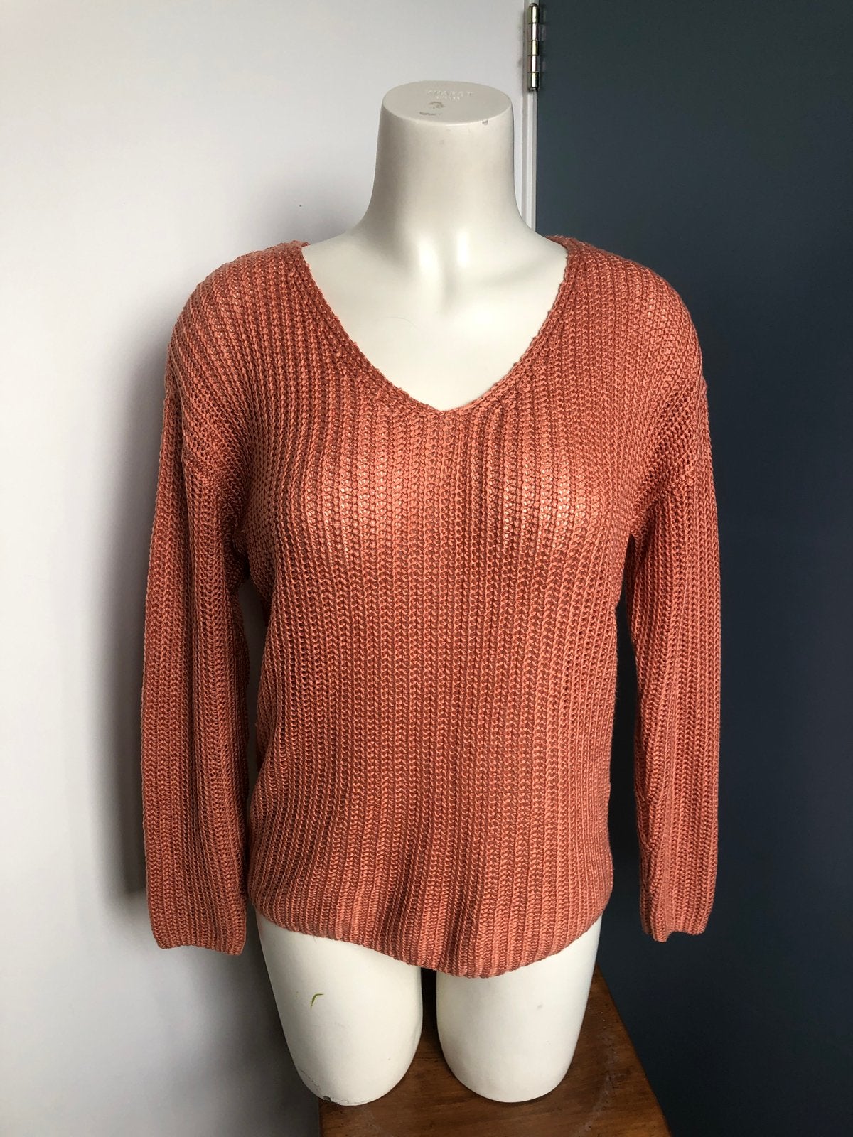 Norah zalmroze ruimvallend truitje 36 gebreid, Kleding | Dames, Truien en Vesten, Ophalen of Verzenden, Zo goed als nieuw, X, Roze