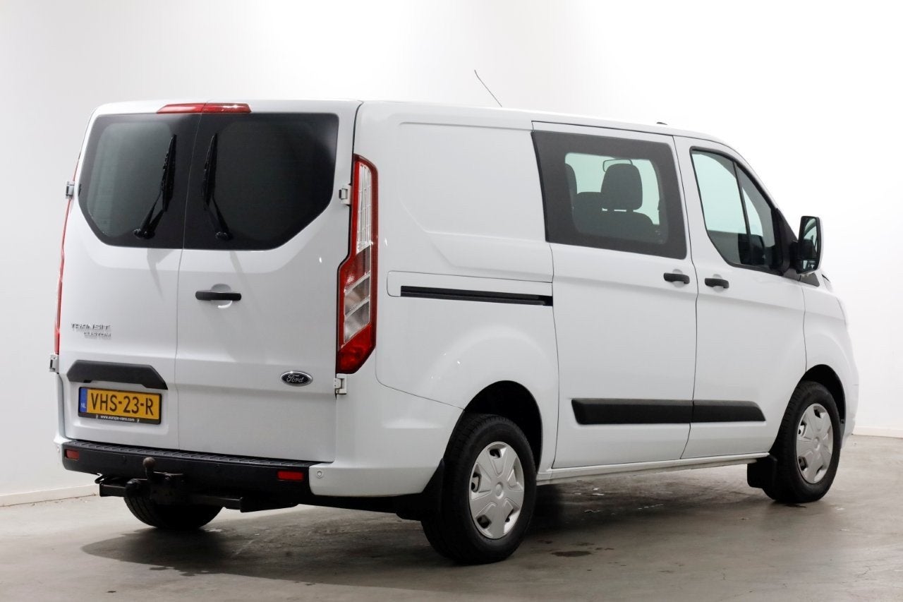 Ford Transit Custom 2.0 TDCI 130pk L1H1 Trend D.C. Airco/Nav, Voorwielaandrijving, Dealer onderhouden, Euro 6, 2500 kg