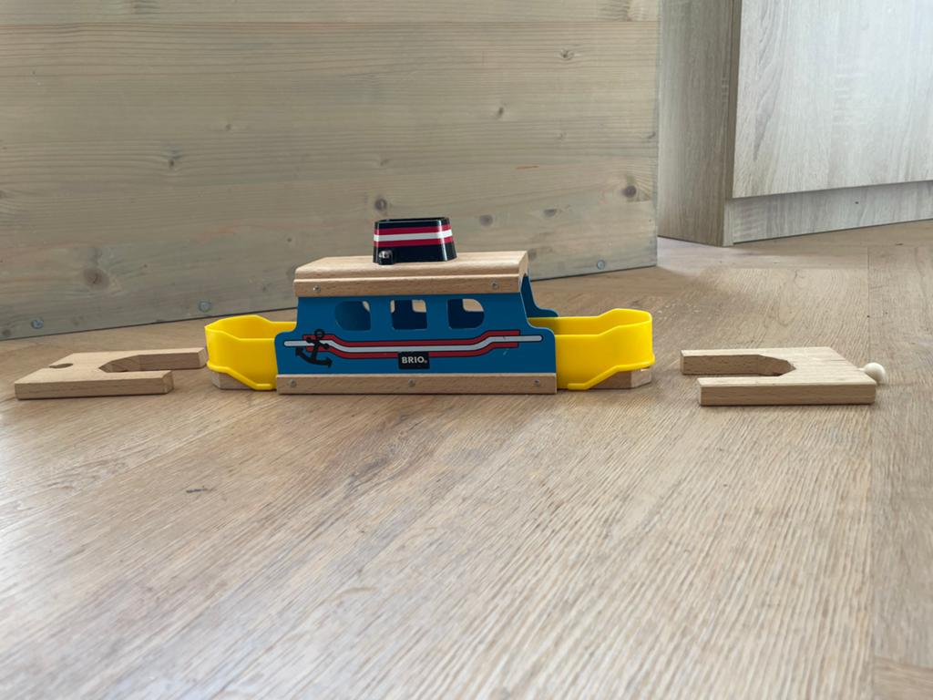 Brio Veerboot met werkende lampjes en geluid, Ophalen of Verzenden, Gebruikt, Overige typen