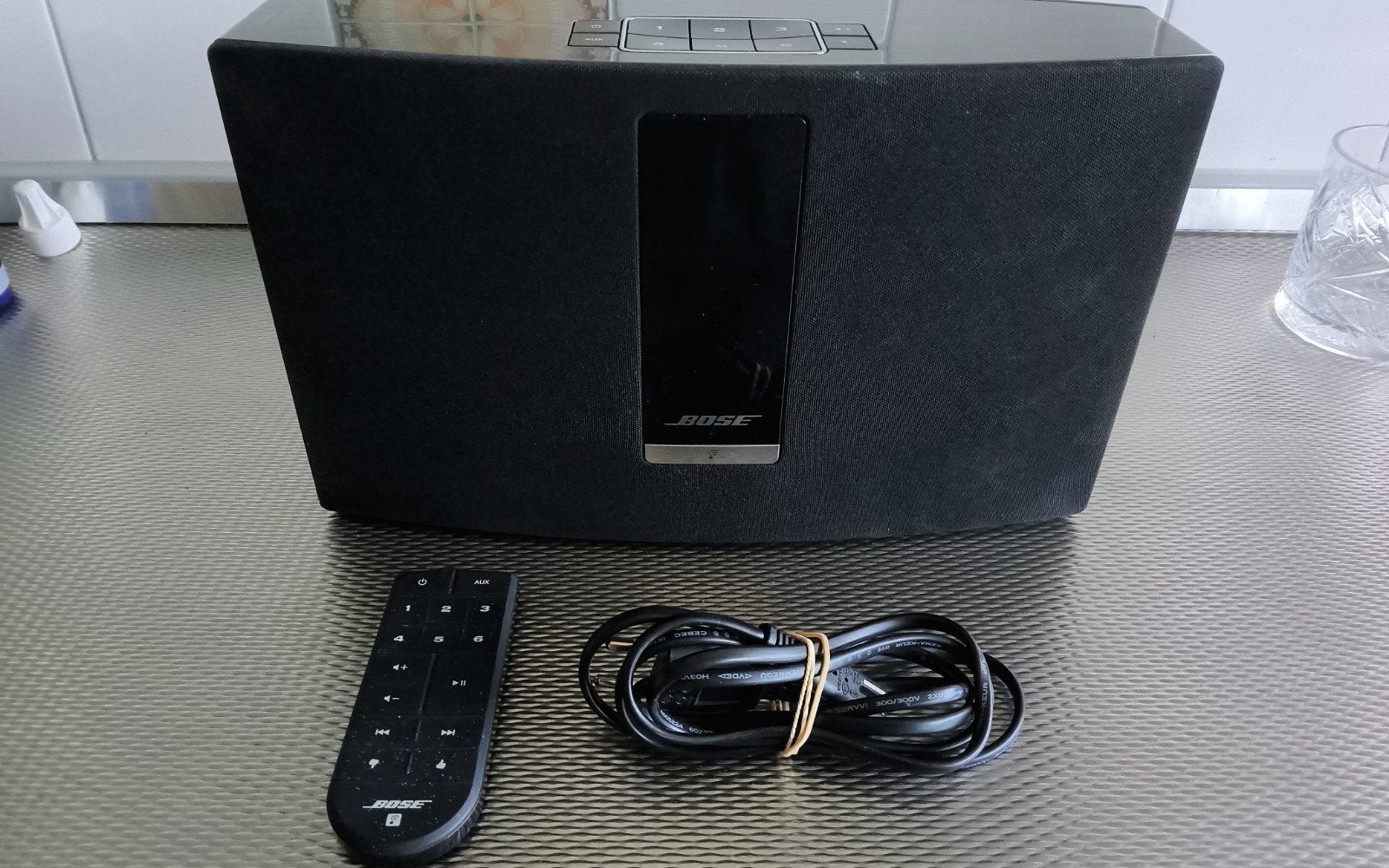 Bose SoundTouch 20 Wi-Fi muzieksysteem met afstandsbediening, Audio, Tv en Foto, Luidsprekers, Ophalen, Slimme speaker, Zo goed als nieuw