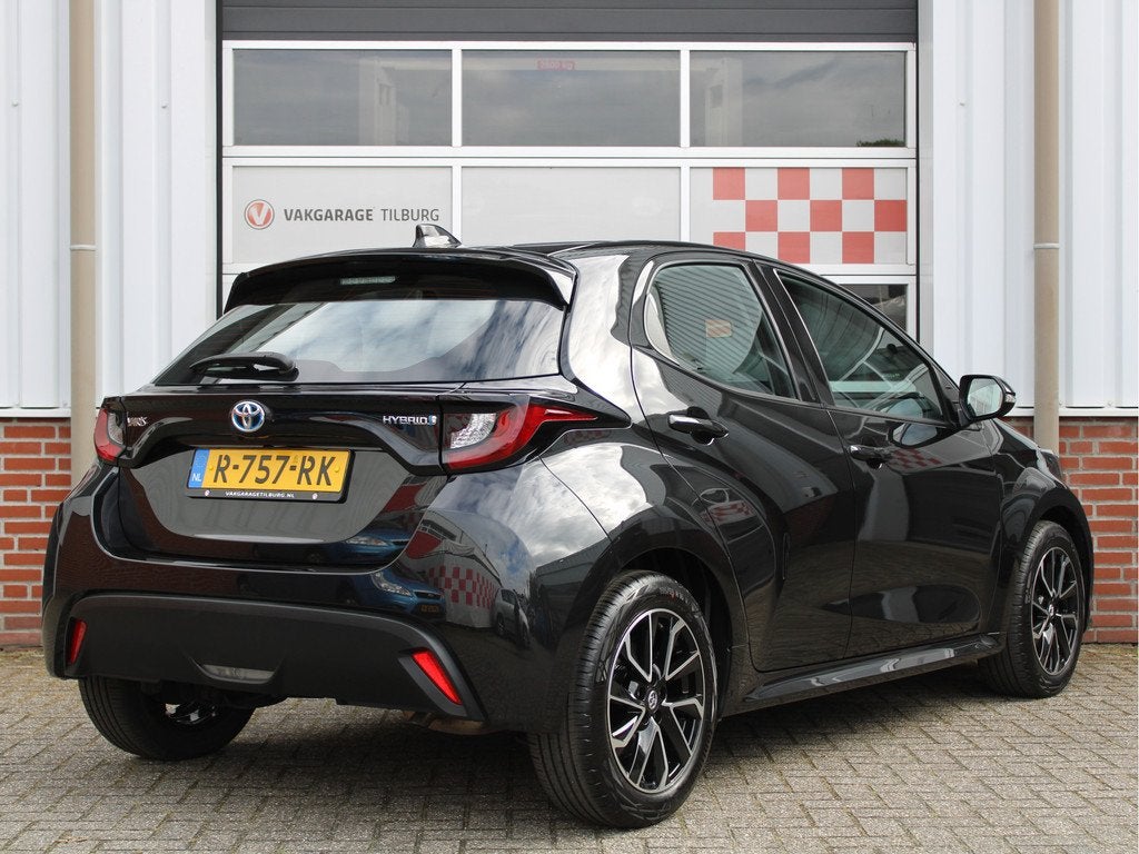 Toyota Yaris 1.5 Hybrid Active Automaat /NAVI/16'LM/Camera/A, Auto's, Toyota, Gebruikt, Euro 6, Bedrijf, Hybride Elektrisch/Benzine
