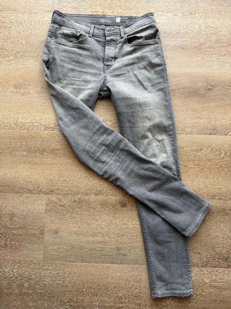 Grijs. Jeans. Chasin. Maat 30/34. Spijkerbroek., Chasin, W32 (confectie 46) of kleiner, Ophalen of Verzenden, Zo goed als nieuw