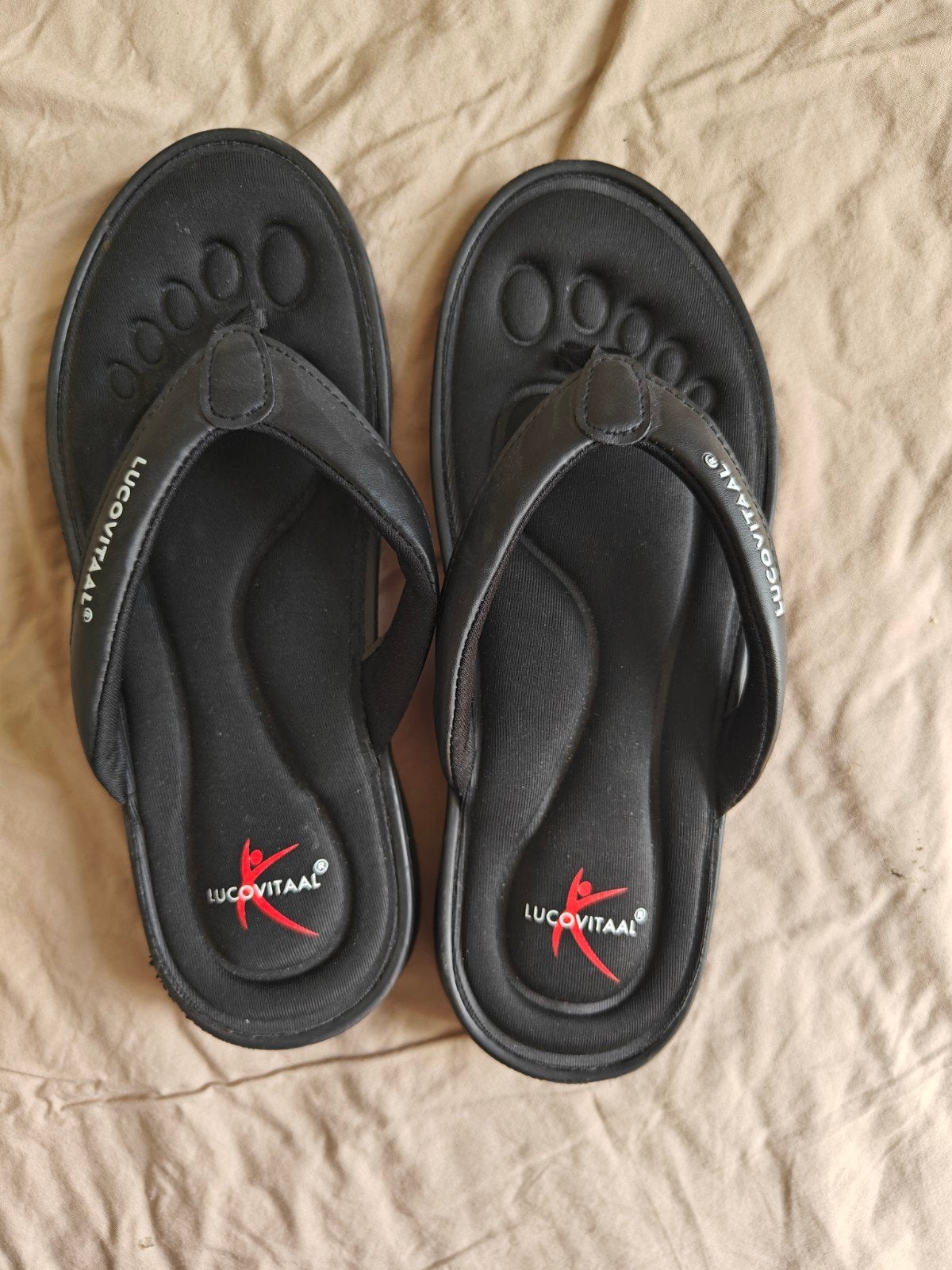 Lucovitaal Slippers Maat 37/38 - Zwart, Kleding | Dames, Schoenen, Slippers, Zwart, Nieuw, Ophalen of Verzenden
