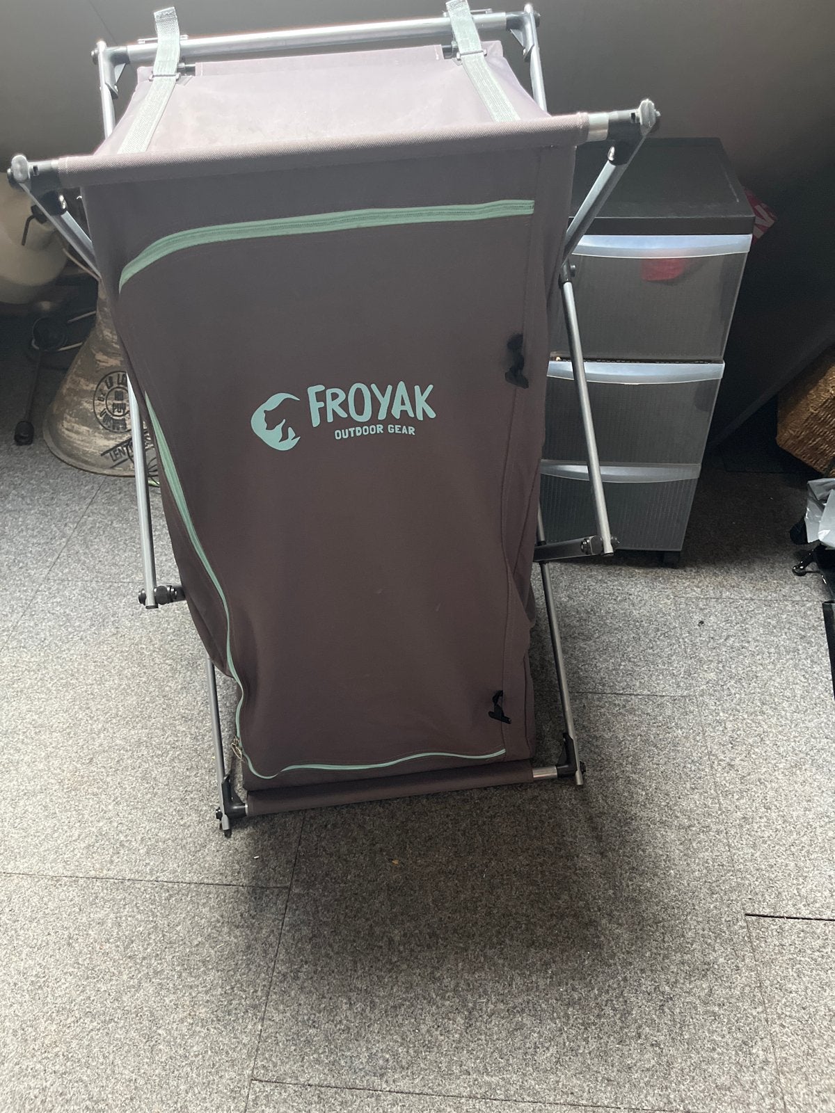 Froyak Outdoor Gear Opvouwbare Campingkast, Ophalen, Zo goed als nieuw