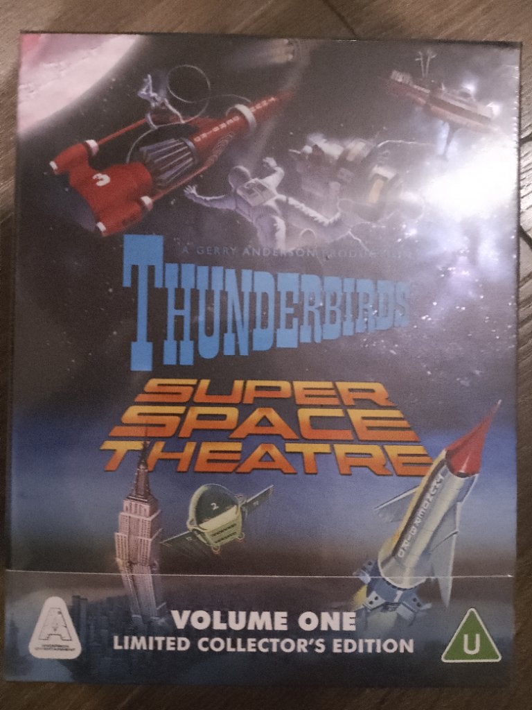 Super Space Theatre Thunderbirds, Ophalen of Verzenden, Nieuw in verpakking, Science Fiction en Fantasy, Boxset