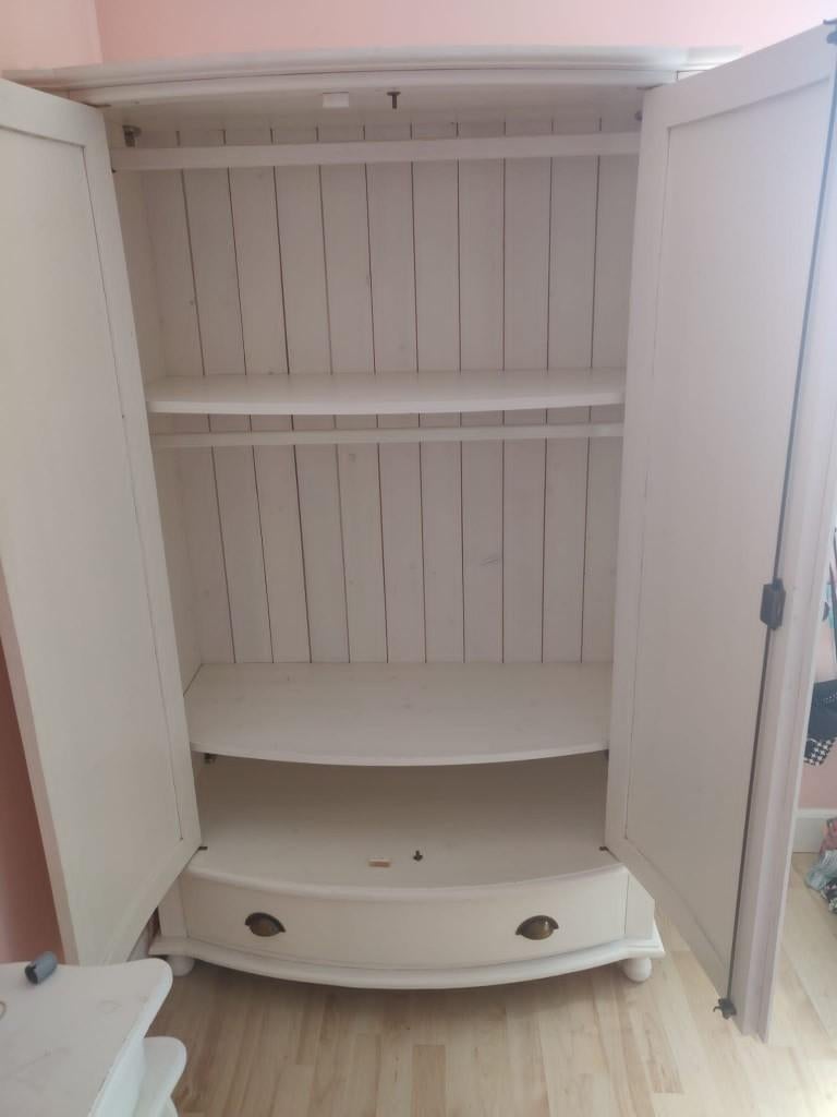 Sfeervolle witte vintage meidenkast met lade, Gebruikt, 100 tot 150 cm, Ophalen of Verzenden, Vintage kleding kast