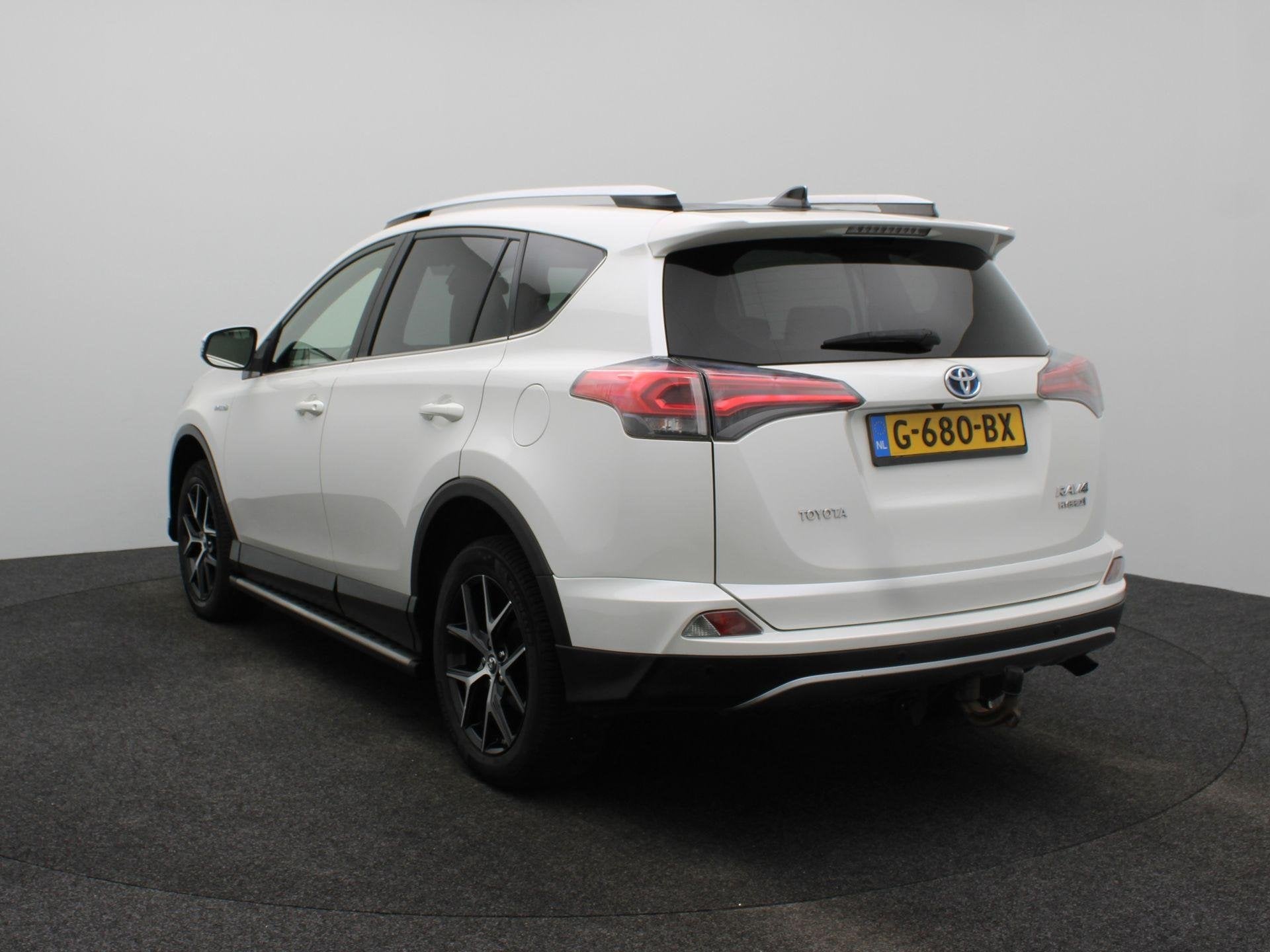 Toyota RAV4 2.5 Hybrid Dynamic Automaat | Navigatie | Achter, 12 maanden, Stof, Gebruikt, Euro 6
