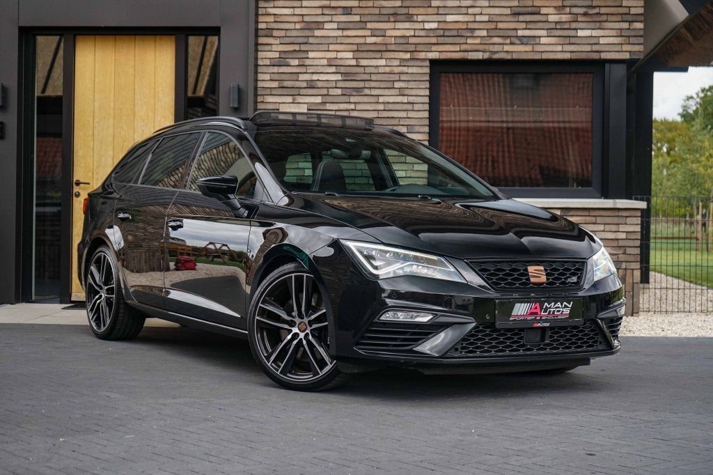SEAT Leon ST Cupra 300 4Drive Pano/Schaalst/Beats/Virtual/AC, Auto's, Seat, Automaat, 1557 kg, Gebruikt, Euro 6