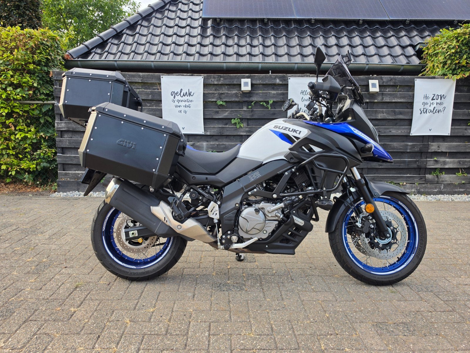 Suzuki V-Strom 650 XT 2024 | 9.516 km | Garantie tot 10-2034, Motoren, Motoren | Suzuki, 2 cilinders, Occasion, Motorrijbewijs A