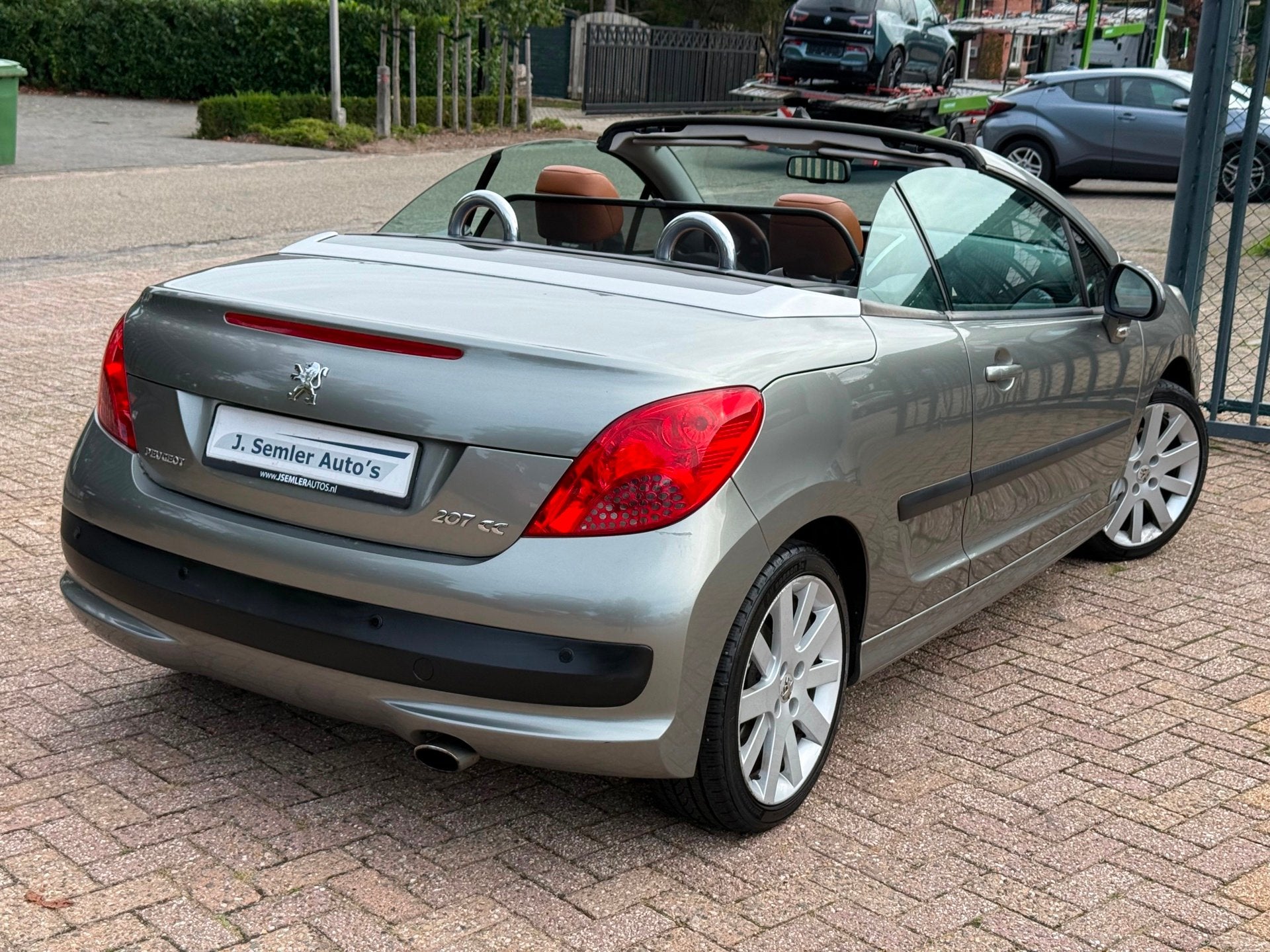 Peugeot 207 CC 1.6 VTi Féline AUTOMAAT CLIMA APK 09-2027, Auto's, Gebruikt, 4 cilinders, Cabriolet, 4 stoelen