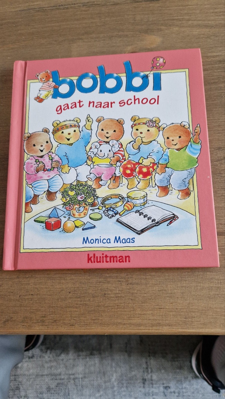 Monica Maas - Bobbi gaat naar school, Ophalen of Verzenden, Zo goed als nieuw, Monica Maas