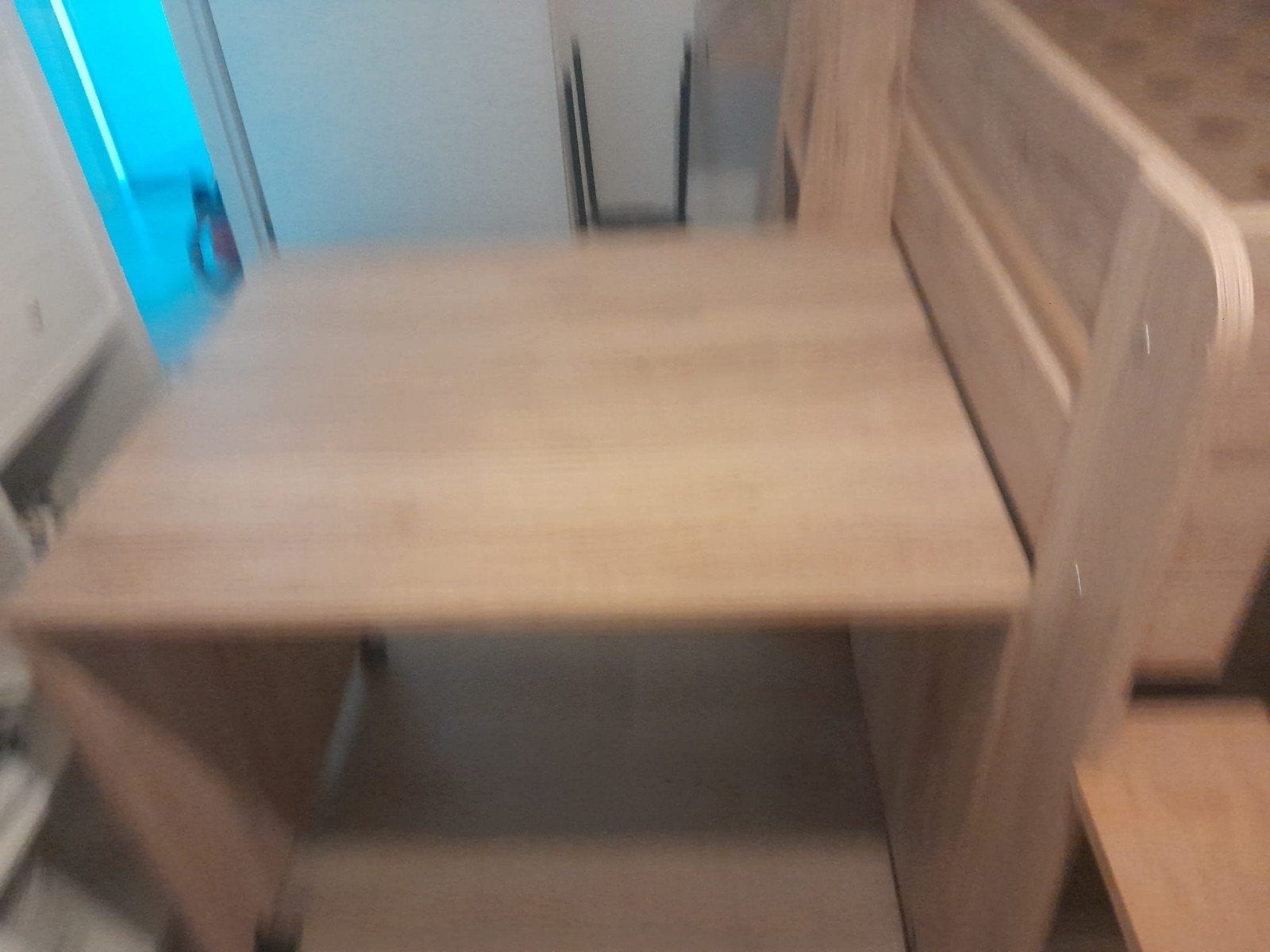 Kinderbureau met opbergruimte en bed, Ophalen, Opbergruimte, Gebruikt, Hout