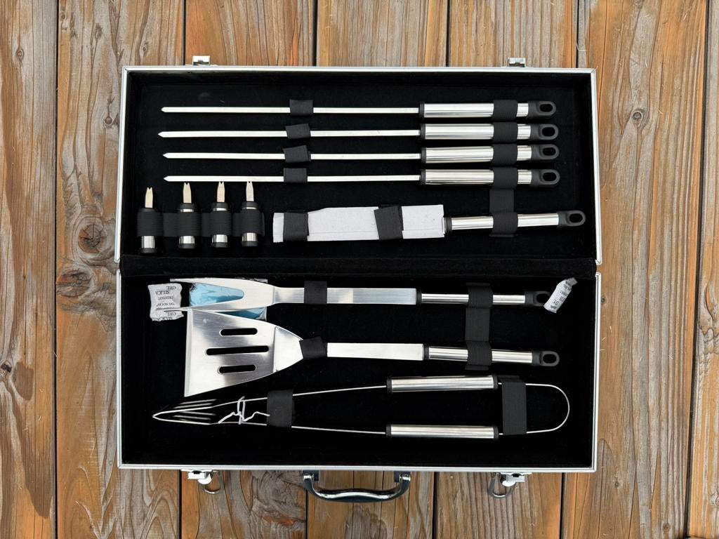 Luxe 12-delige barbecue set in koffer, ongebruikt, Ophalen, Nieuw