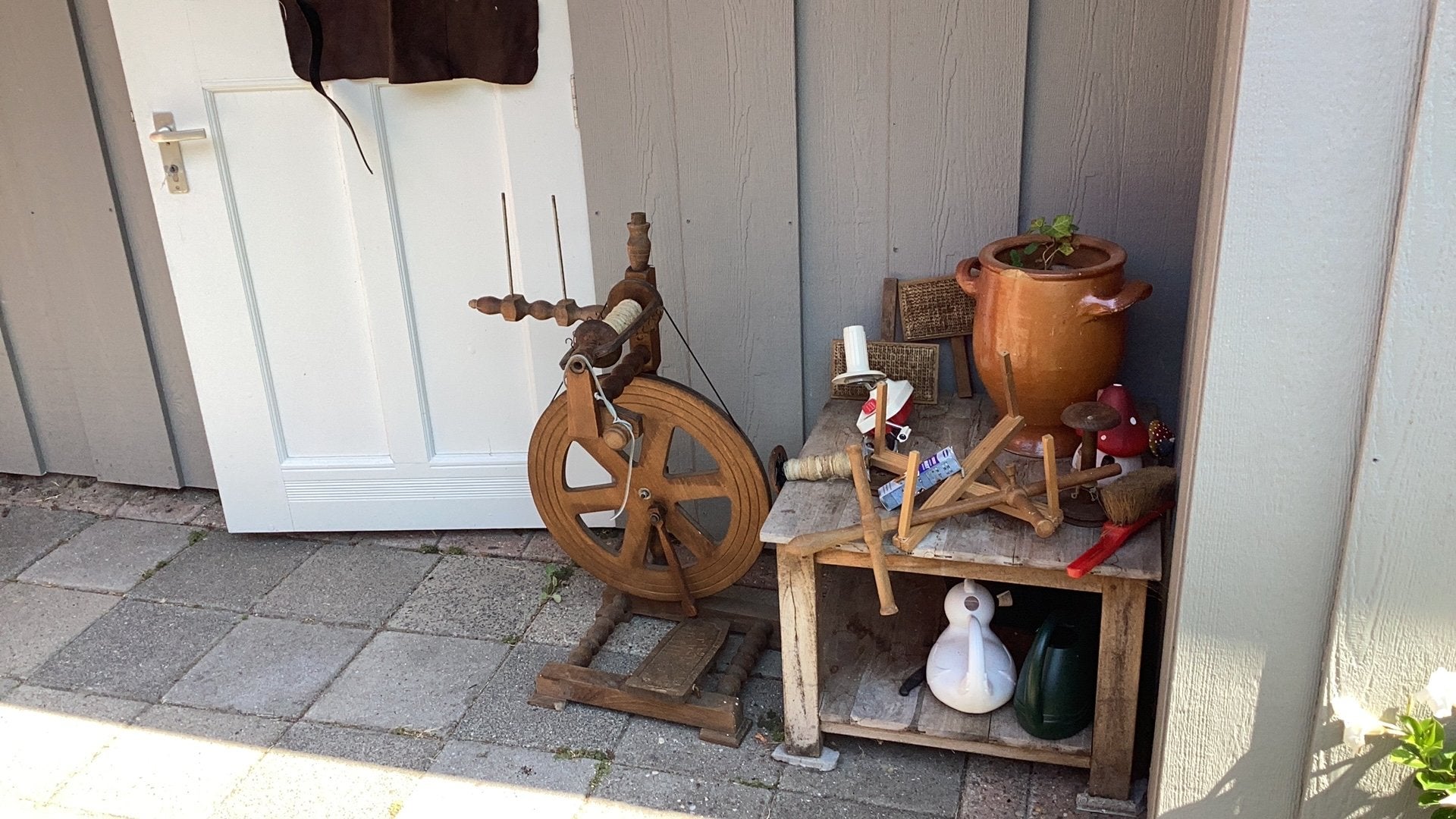 Spinnewiel, Ophalen, Zo goed als nieuw
