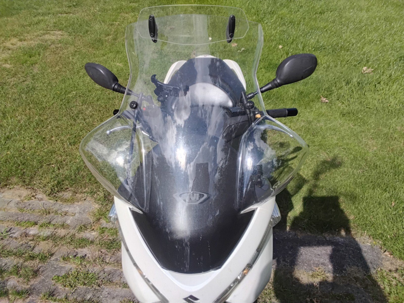 Windscherm kuipruit givi 3106 dt uh200 burgman ( uh 200 ), Motoren, Ophalen