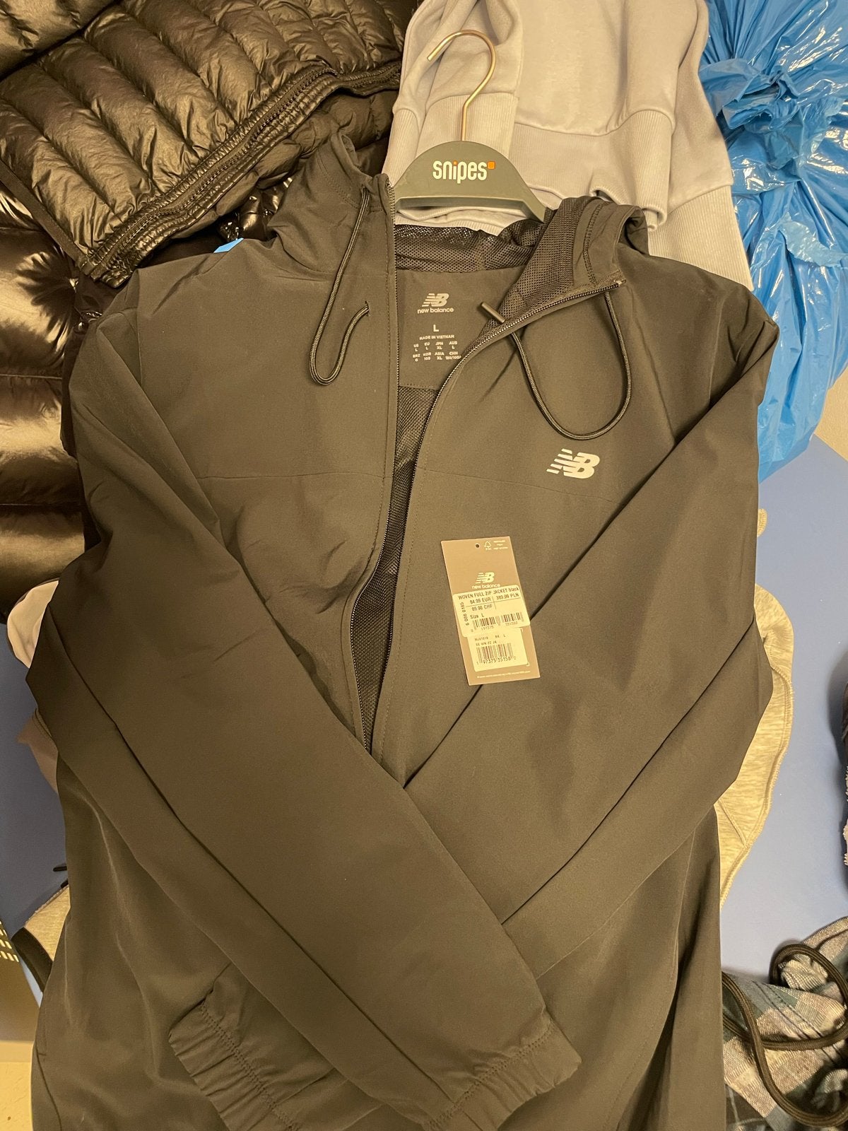 New Balance Woven Full Zip Jacket Zwart Maat L, Ophalen, Nieuw, Maat 52/54 (L), Zwart