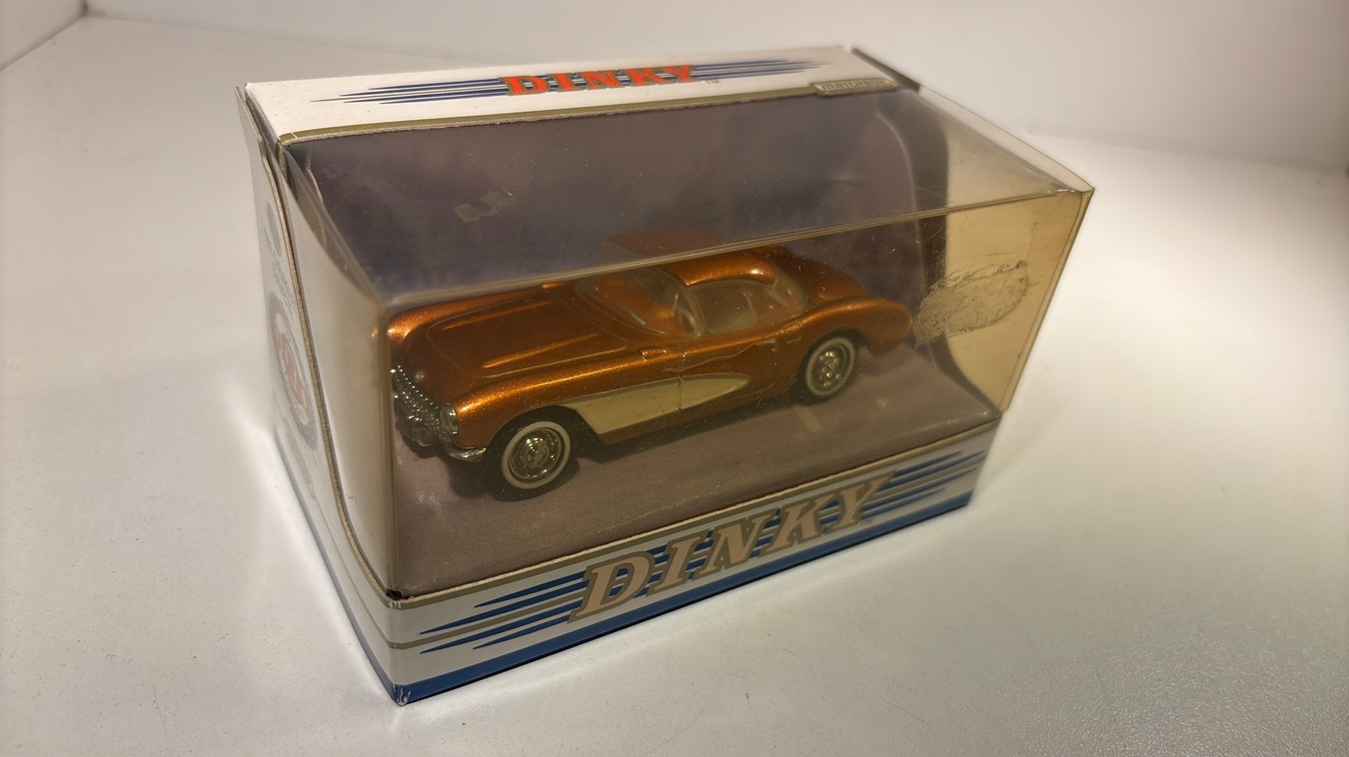 Chevrolet Corvette 1956 dinky Matchbox 1.43, Auto, Ophalen of Verzenden, A, A