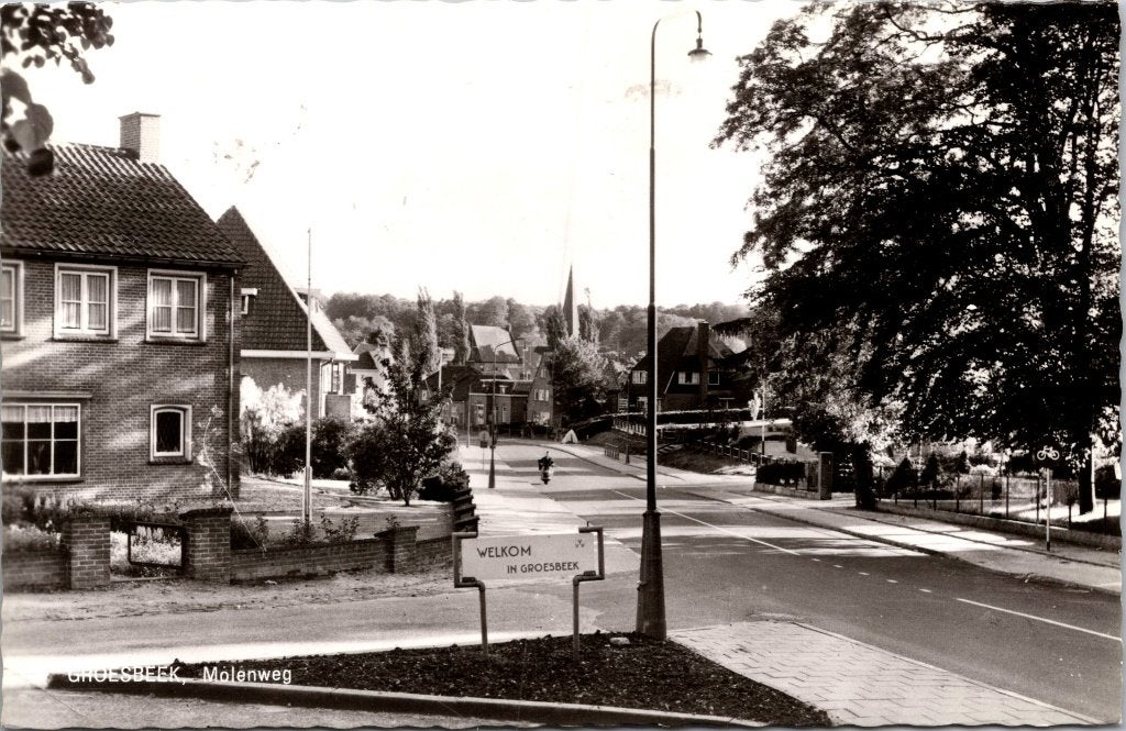 Groesbeek - 12 oude ansichtkaarten, Verzamelen, Ansichtkaarten | Nederland, Verzenden, 1960 tot 1980, Gelopen, Noord-Brabant