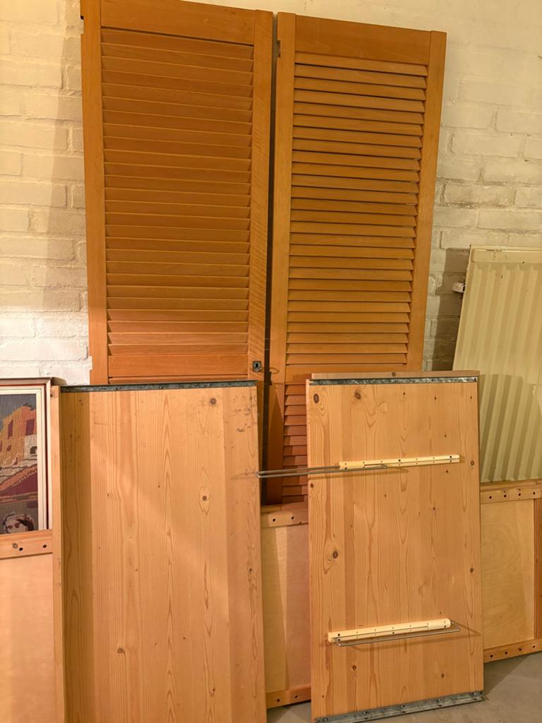 Grenen kleding houten kast klap deur zelf in elkaar zetten, Ophalen, Zo goed als nieuw