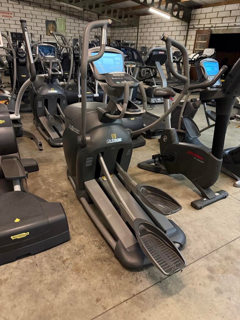 OCTANE SP Crosstrainer - Professionele Fitnessapparatuur, Armen, Ophalen of Verzenden, Zo goed als nieuw, Crosstrainer