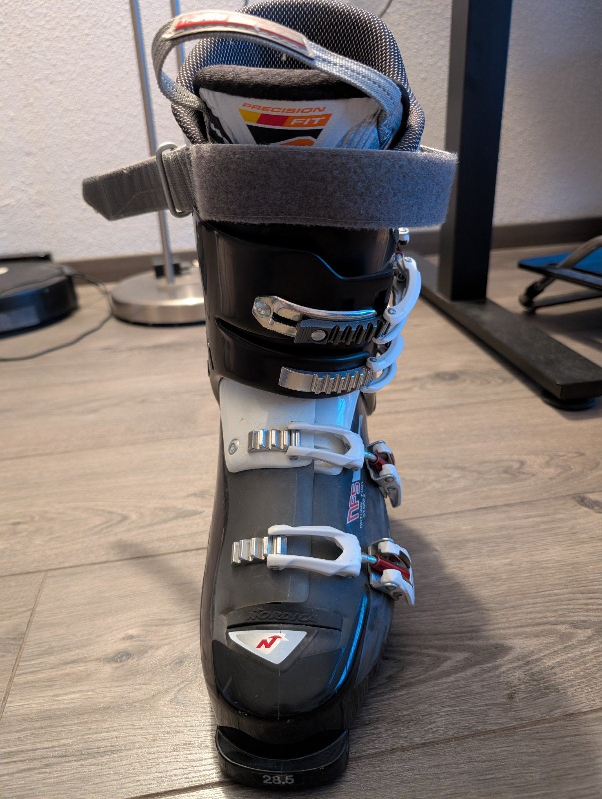 Nordica Ski Schoenen (herenmodel) - Maat 28.5 / EU 44, Sport en Fitness, Skiën en Langlaufen, Ophalen, 160 tot 180 cm, Gebruikt