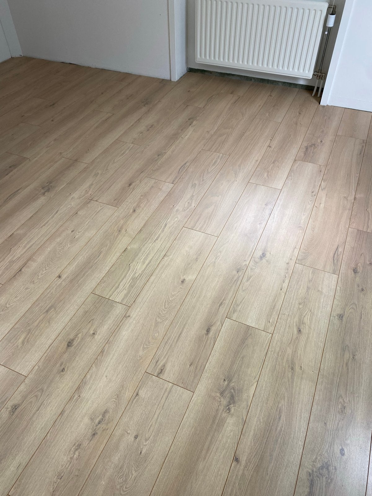 Laminaat vloer, ca. 30 m2, in goede staat, Ophalen, Gebruikt, Bruin, 25 tot 50 m²