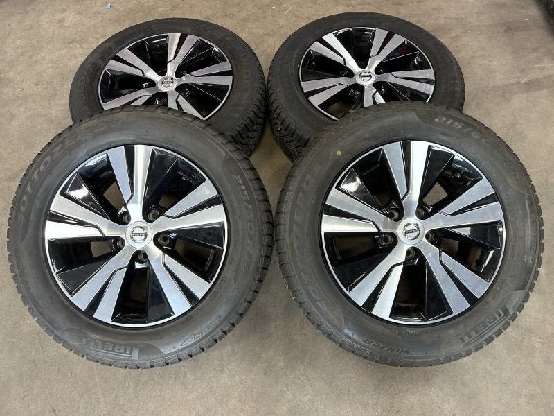 16 inch originele velgen + winterbanden Volvo V60 S60 V70, -, -, Banden en Velgen, 17 inch