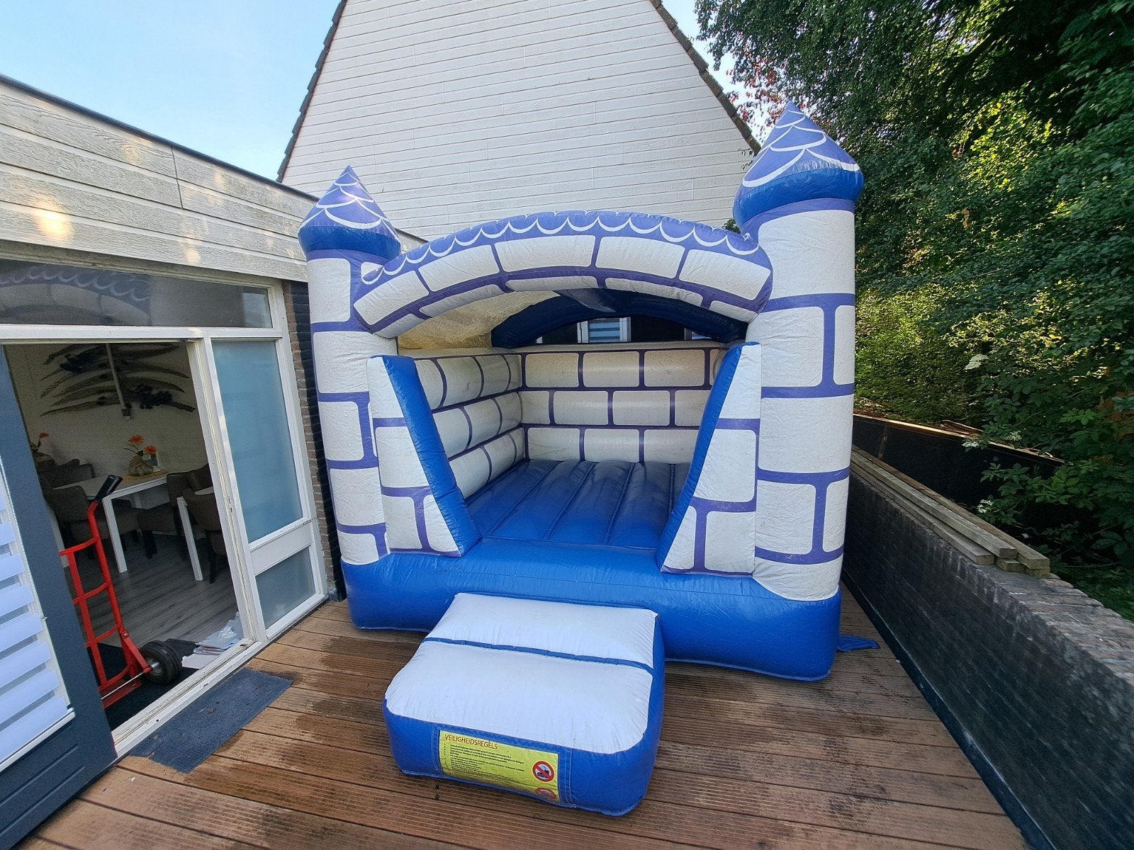 Springkussen kasteel te huur vanaf 79,99, Ophalen, Zo goed als nieuw, Overige