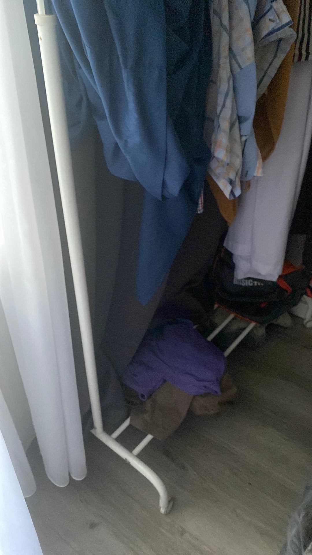 kledingrek IKEA, Ophalen, Met wielen, Zo goed als nieuw