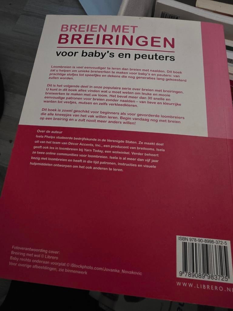 Breien met breiringen voor baby's en peuters, Boeken, Breien en Haken, Ophalen of Verzenden, Zo goed als nieuw, Isela Phelps