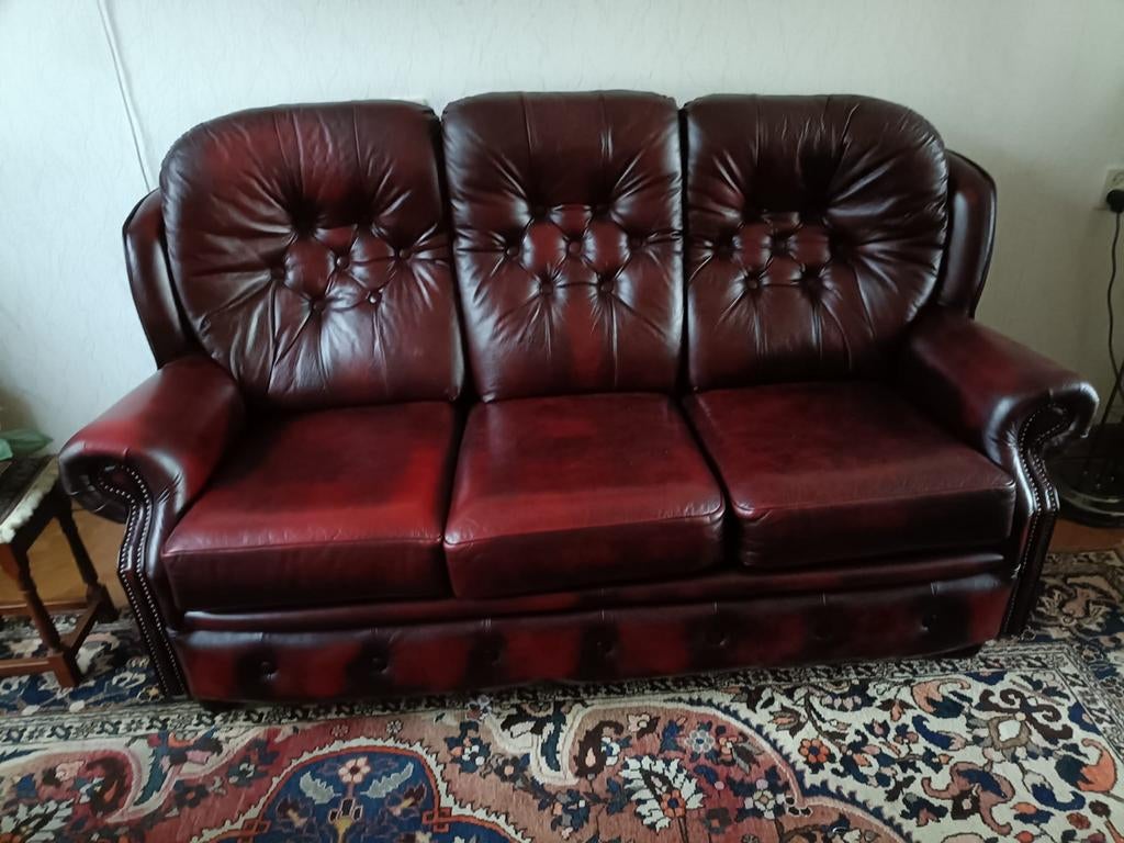 Chesterfield bankstel met 2 fauteuils, Ophalen, Zo goed als nieuw, 75 tot 100 cm