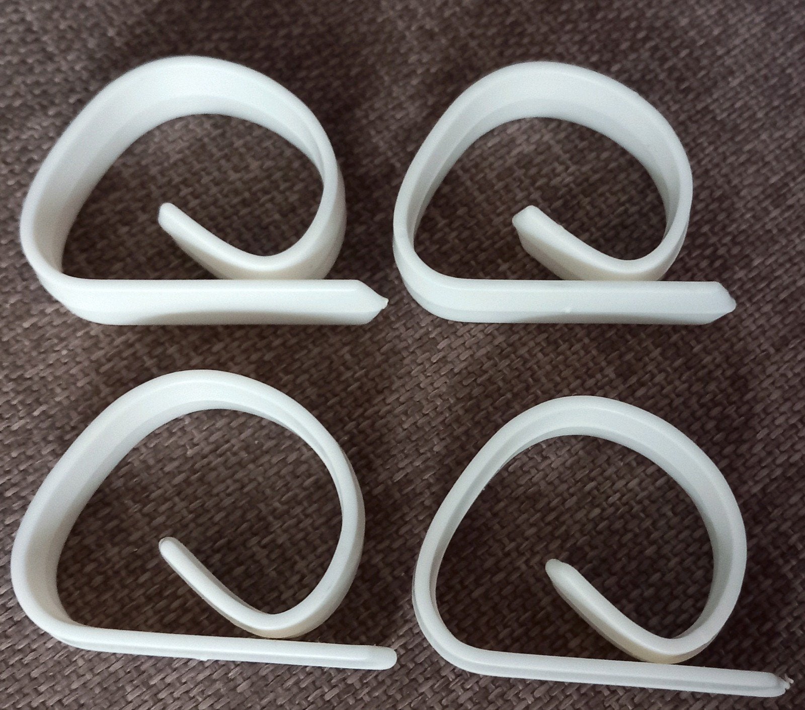 Set van 4 Witte Tafelklemmen voor Tafelkleden, Nieuw, Kunststof, Ophalen of Verzenden, Modern