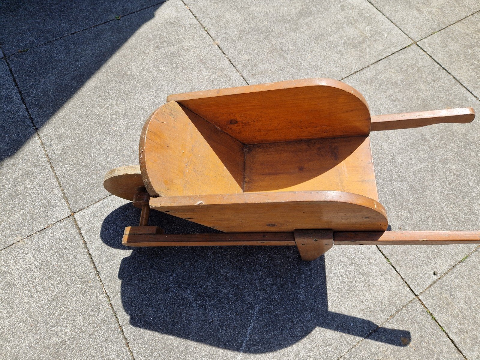 Houten kruiwagen bloembak, Gebruikt, Ophalen of Verzenden, Balkon, Hout