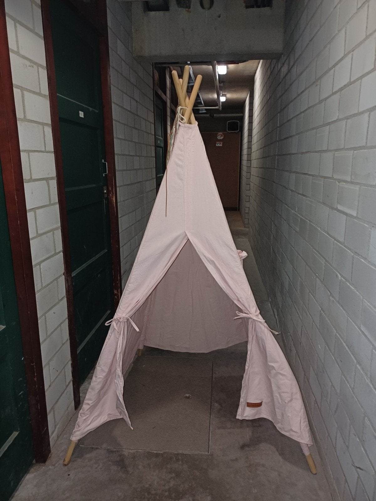 Little Dutch tipi tent., Ophalen, Zo goed als nieuw