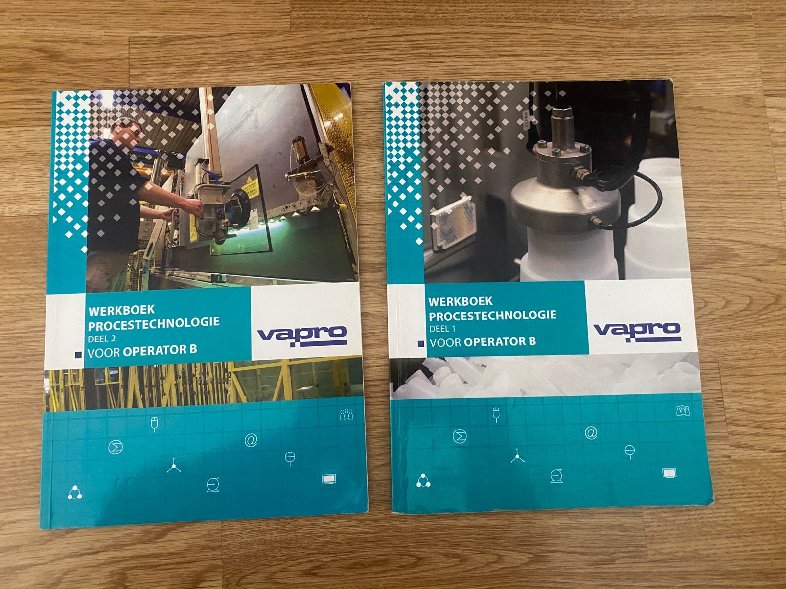 Vapro werkboeken procestechnologie, Boeken, Ophalen of Verzenden, Alpha, Zo goed als nieuw, MBO
