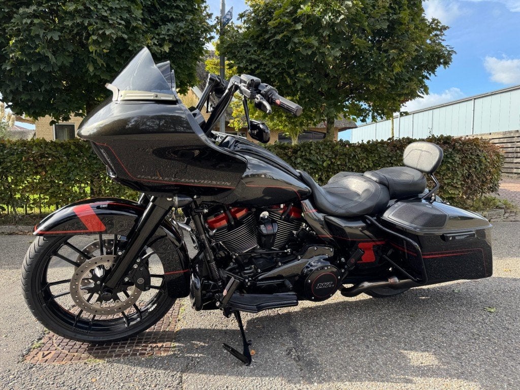 Harley-davidson road glide roadglide CVO 5HD BTW motor, Bedrijf, Overig, Customerservice@harley-davidson.com, 3700 W. Juneau Avenue, Milwaukee, WI 53208, USA