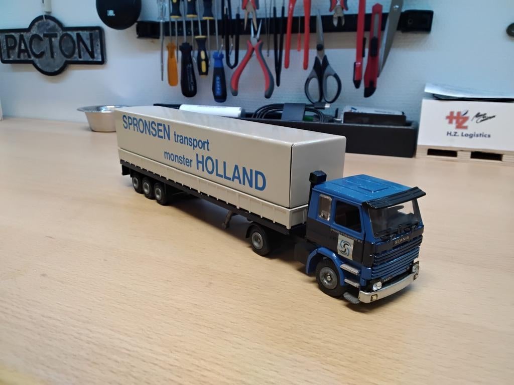 Tekno Scania, Hobby en Vrije tijd, Modelauto's | 1:50, Ophalen of Verzenden, Zo goed als nieuw, Bus of Vrachtwagen, Tekno