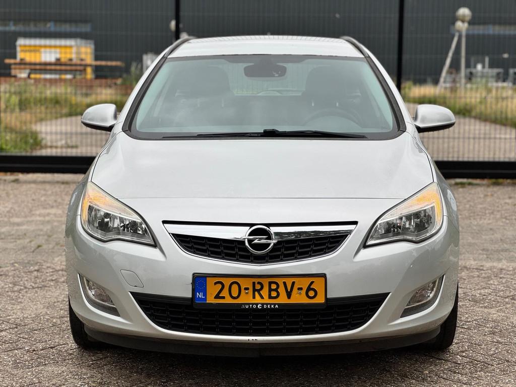 Opel Astra Sports Tourer 1.4 Turbo Edition/export navi/psens, Euro 5, Gebruikt, 4 cilinders, 1337 kg