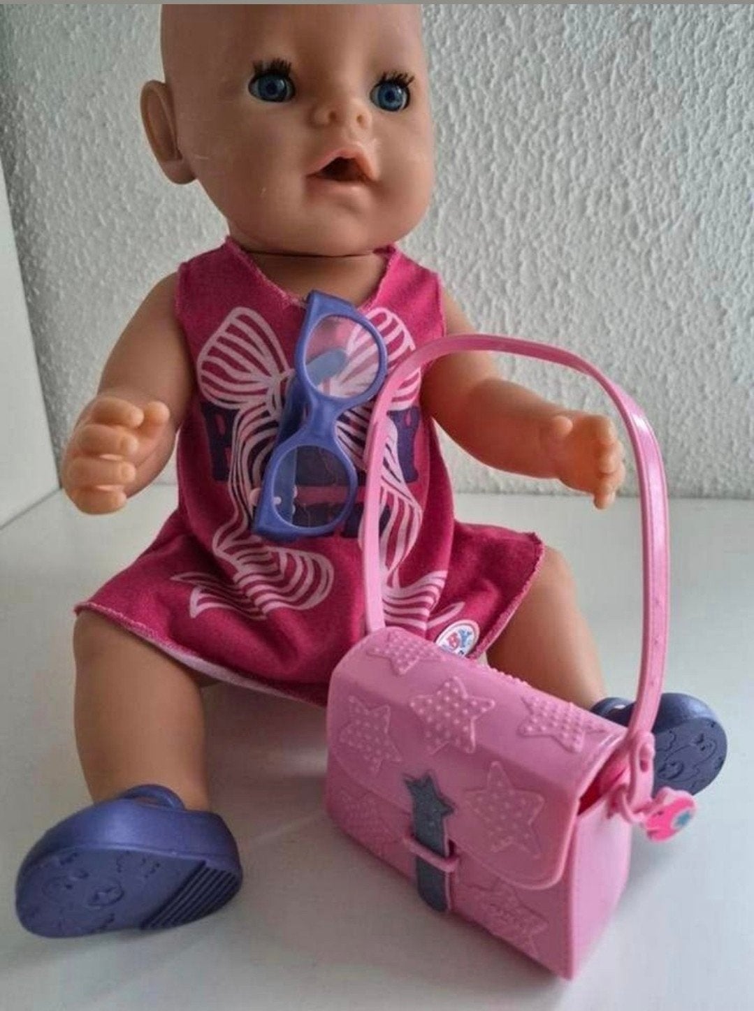 Baby Born kleertjes 4 delige set Babyborn.

Excl.pop.

43 cm, Ophalen of Verzenden, Zo goed als nieuw, Babypop