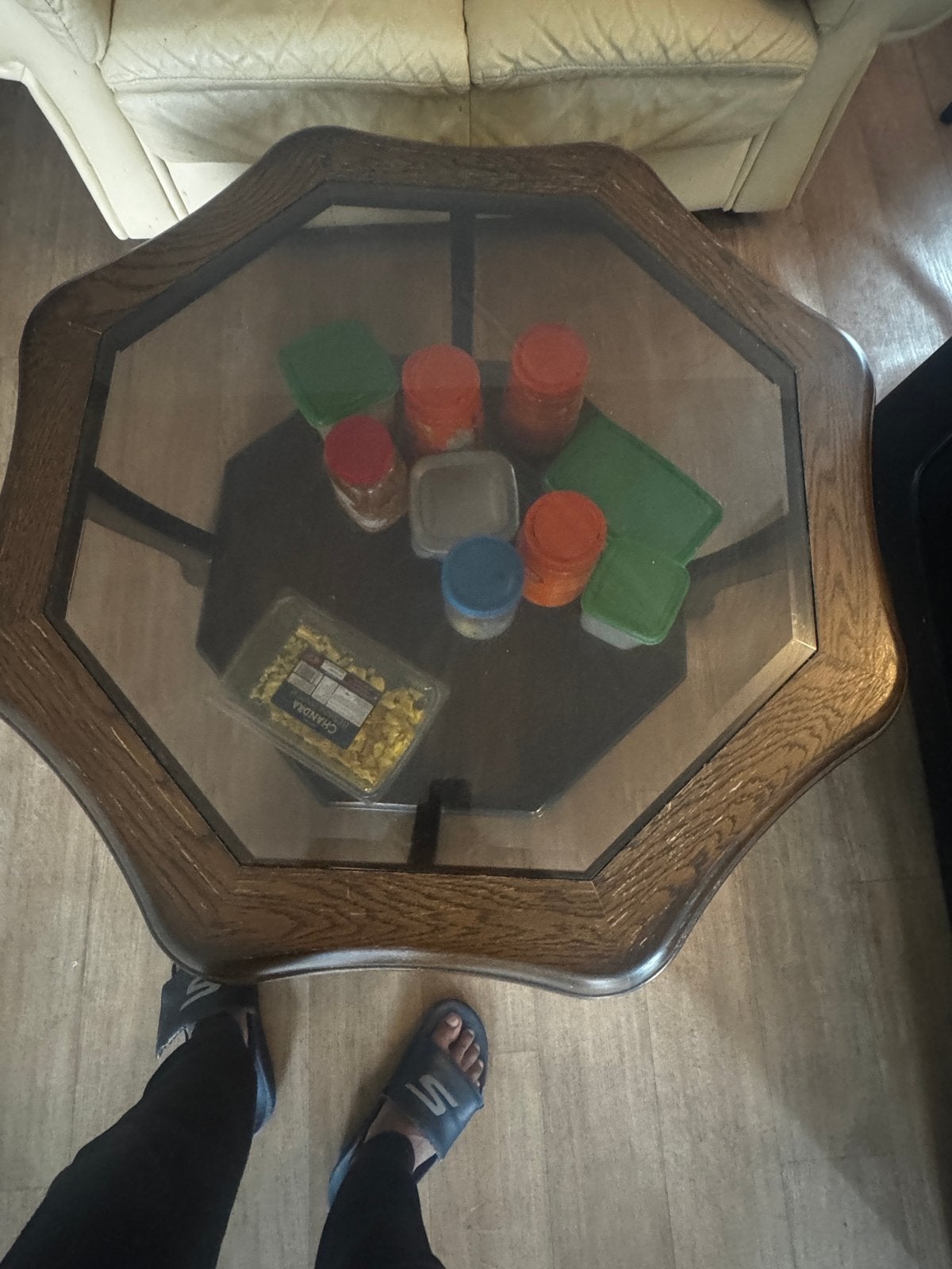 Octagon shaped coffee table, Ophalen, 50 – 75, Gebruikt, 50 tot 100 cm