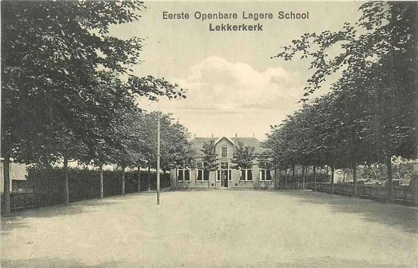 380-769-007 Lekkerkerk Eerste Openbare Lagere School, Verzamelen, Verzenden, Voor 1920, Zuid-Holland