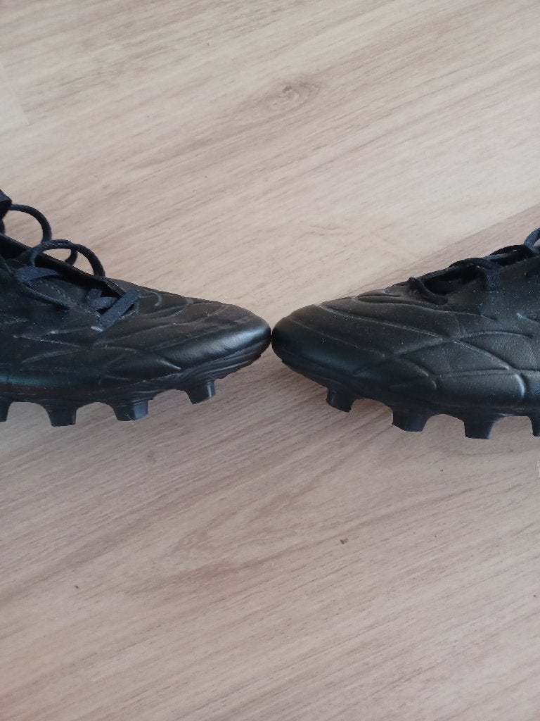 Copa Adidas voetbalschoenen nieuw zwart 40 2/3, Ophalen, Maat XS of kleiner, Schoenen, Nieuw