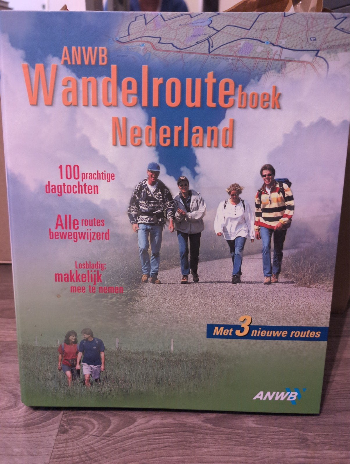 ANWB wandelrouteboek Nederland, Fiets- of Wandelgids, Europa, Ophalen of Verzenden, Zo goed als nieuw