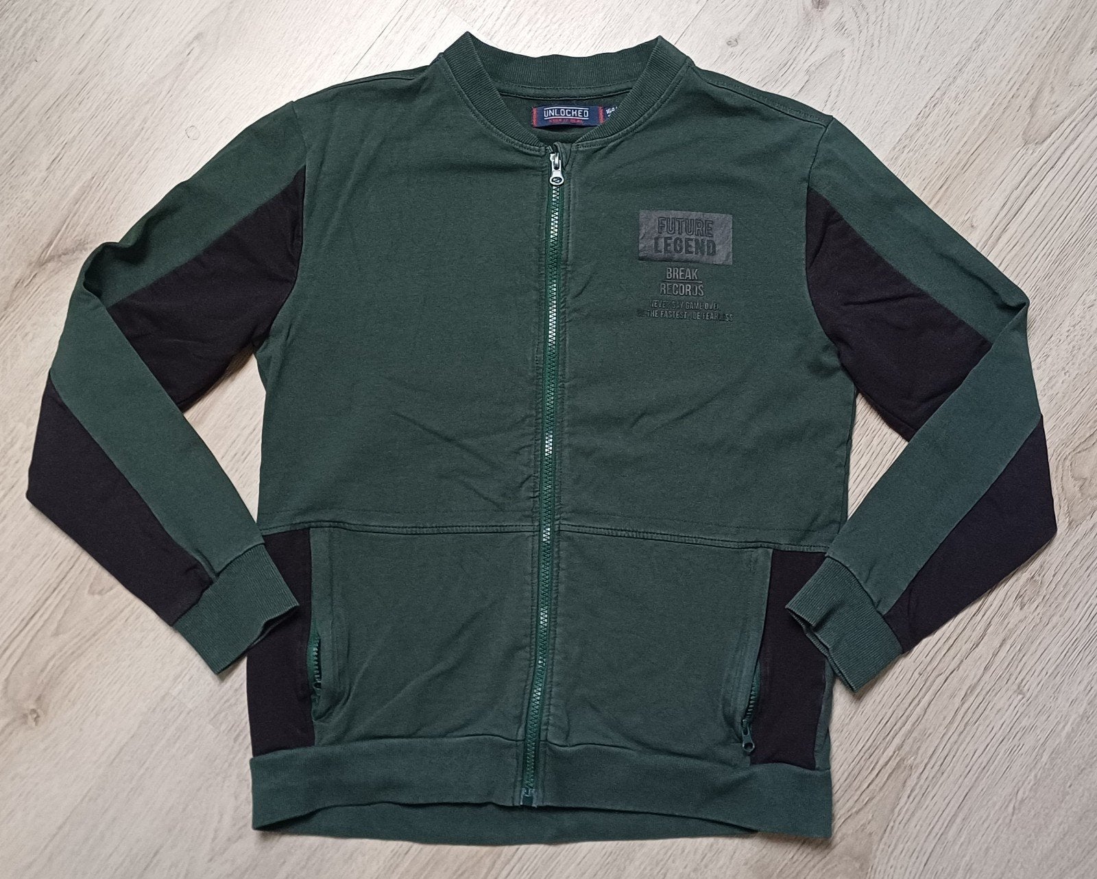 Unlocked groen zwart vest maat 164 170, Gebruikt, Trui of Vest, Ophalen of Verzenden, Unlocked